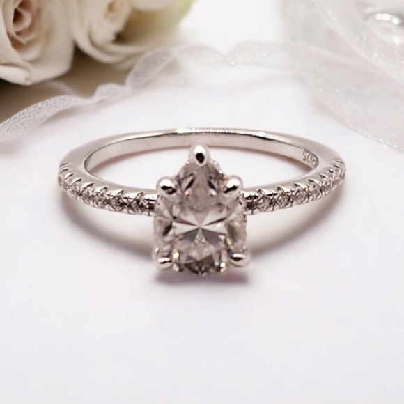 1 carat Pear Shaped Moissanite Band - Picture 2 of 9